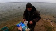 ЛОВИМ КІЛОГРАМОВИХ КАРАСІВ З ДІДОМ НА ОЗЕРІ
