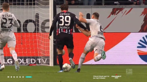 8-й тур. Айнтрахт — Баєр 3:0. Огляд матчу