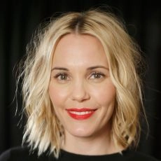 Leslie Bibb