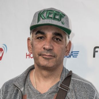 Alki David