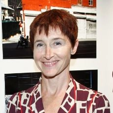 Anne Brochet
