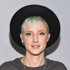 Andrea Riseborough