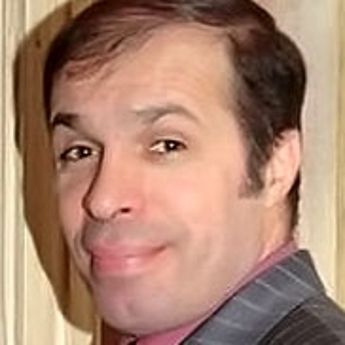 Сергей Улашев
