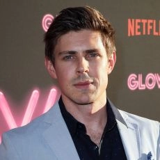 Chris Lowell