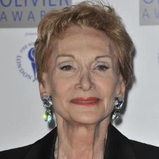 Siân Phillips