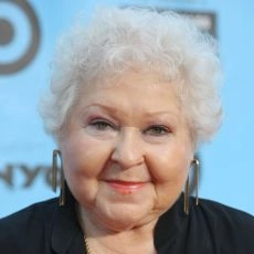 Estelle Harris