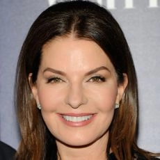 Sela Ward