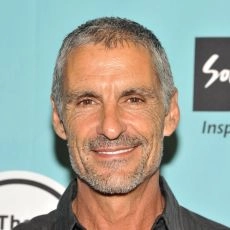 Cliff Simon