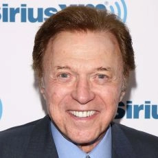 Steve Lawrence