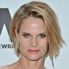 Joelle Carter