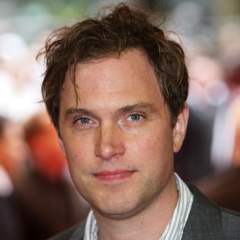 Daniel Lapaine