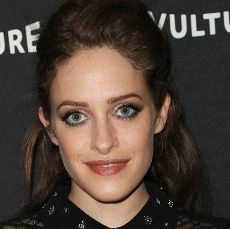 Carly Chaikin