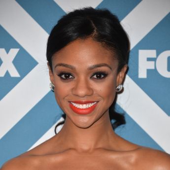 Тиффани Бун