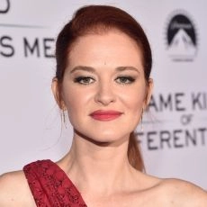 Sarah Drew